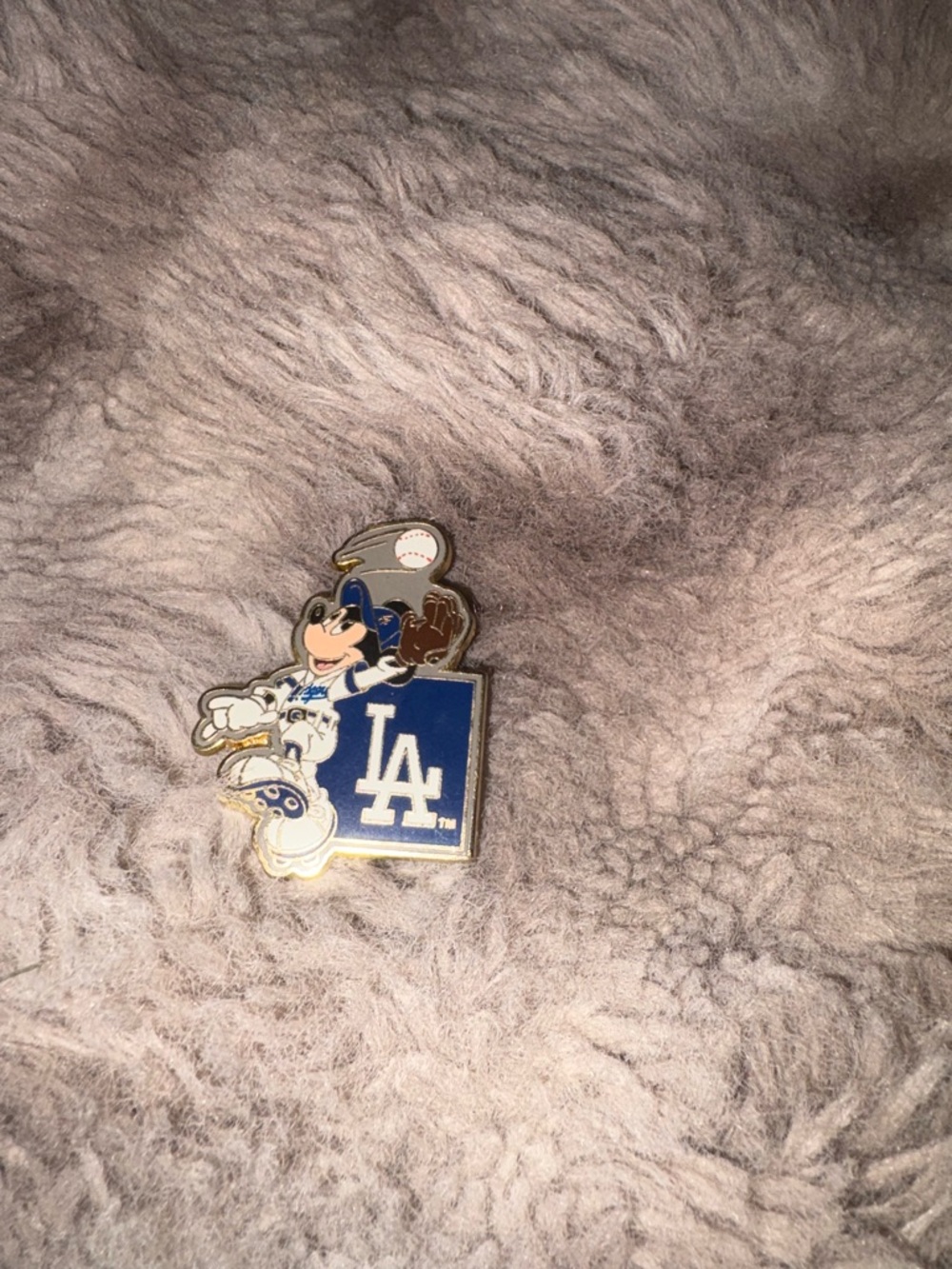 Disney LA Dodgers Mickey Mouse Blue and White Enamel Pin